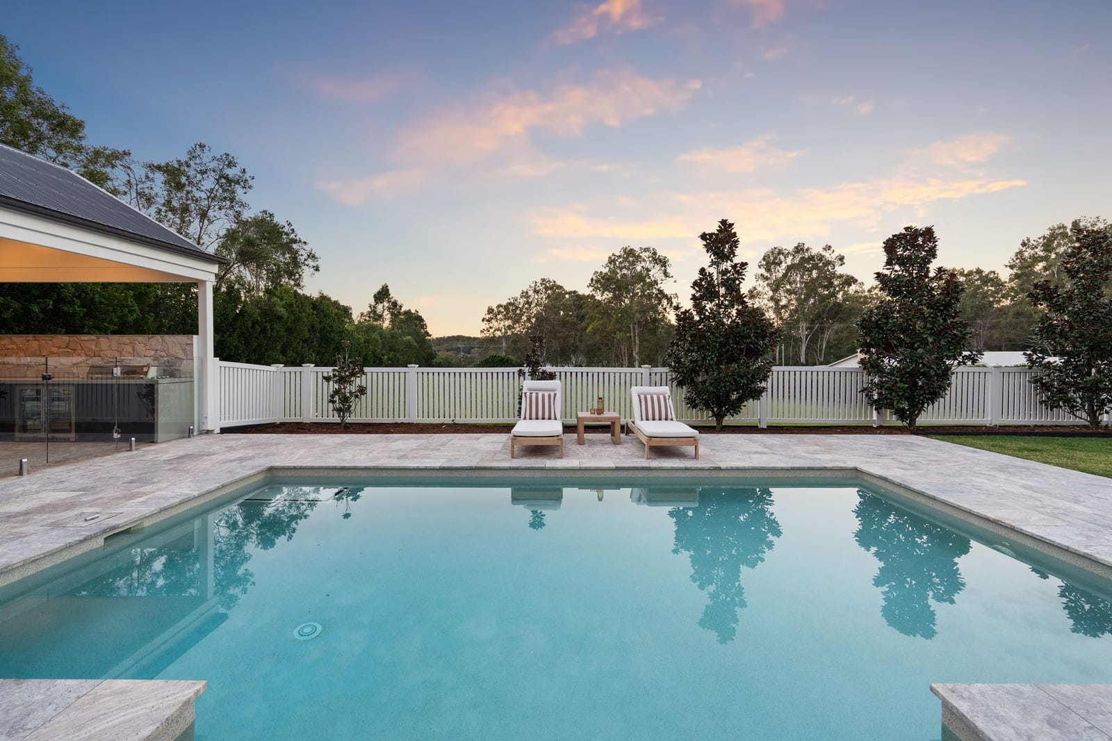 Acreage Without the Compromise - Nothing Overlooked