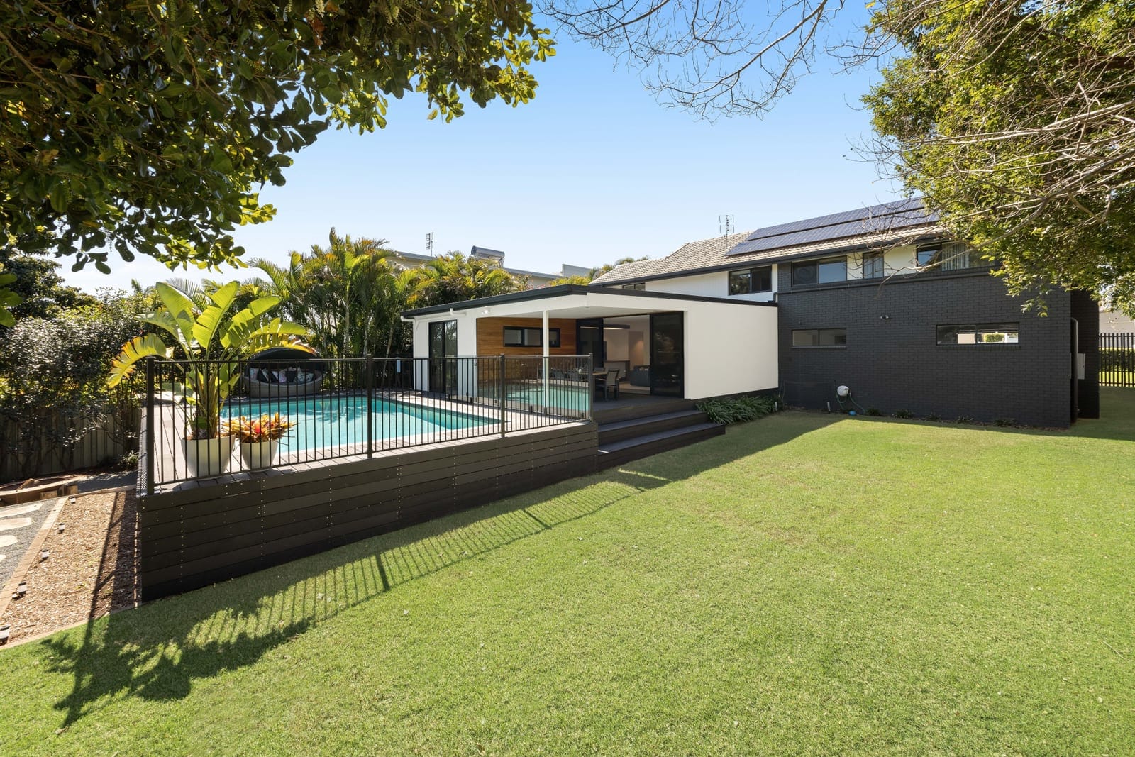 The Perfect Family Home: Design, Size, Location