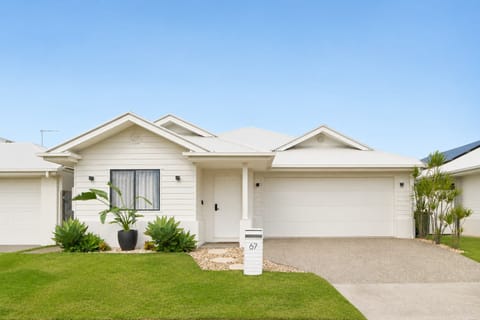SOLD by Team Cassie Kennedy!