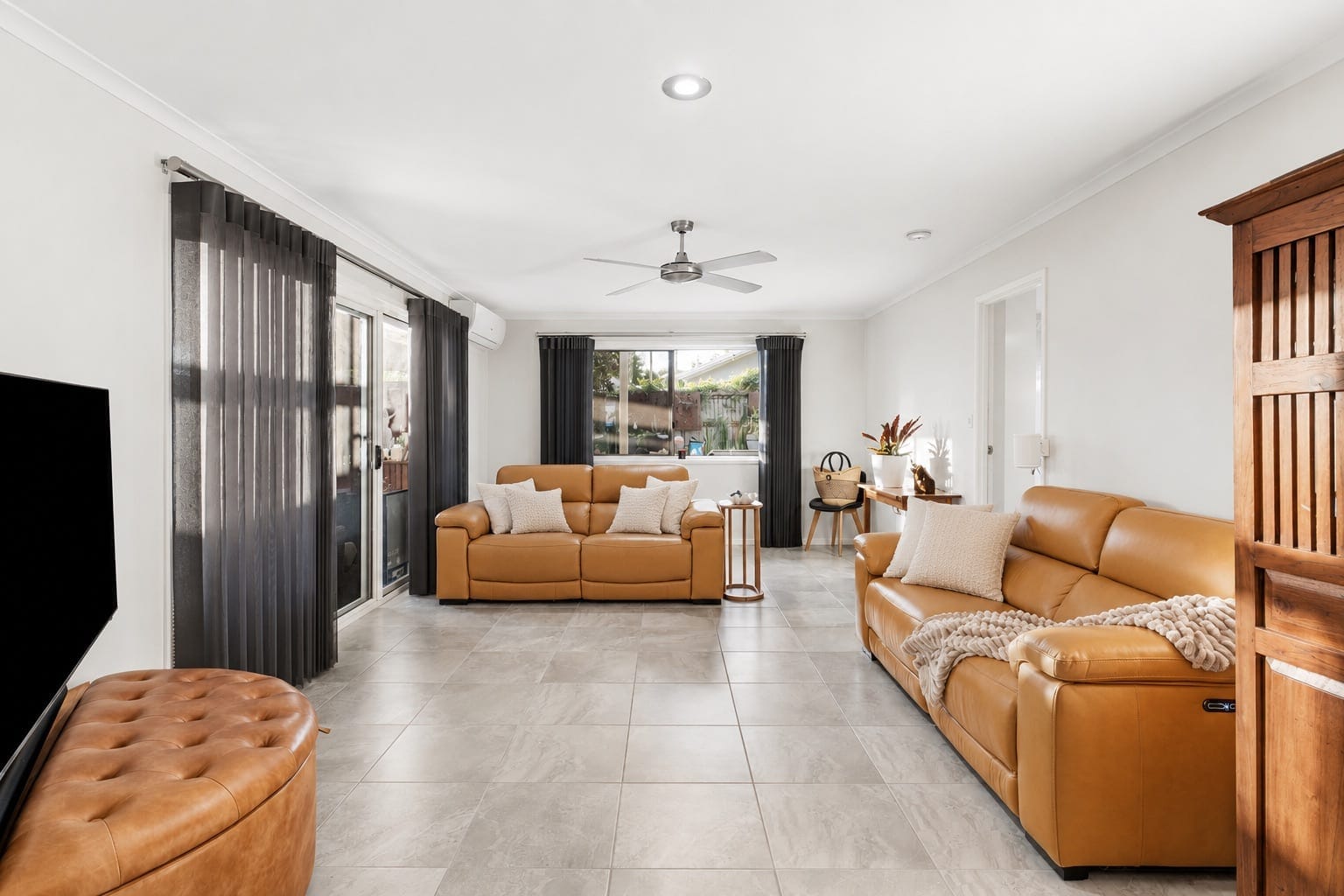 SOLD BY JAMIE VIBERT & NAJ ELSAYED