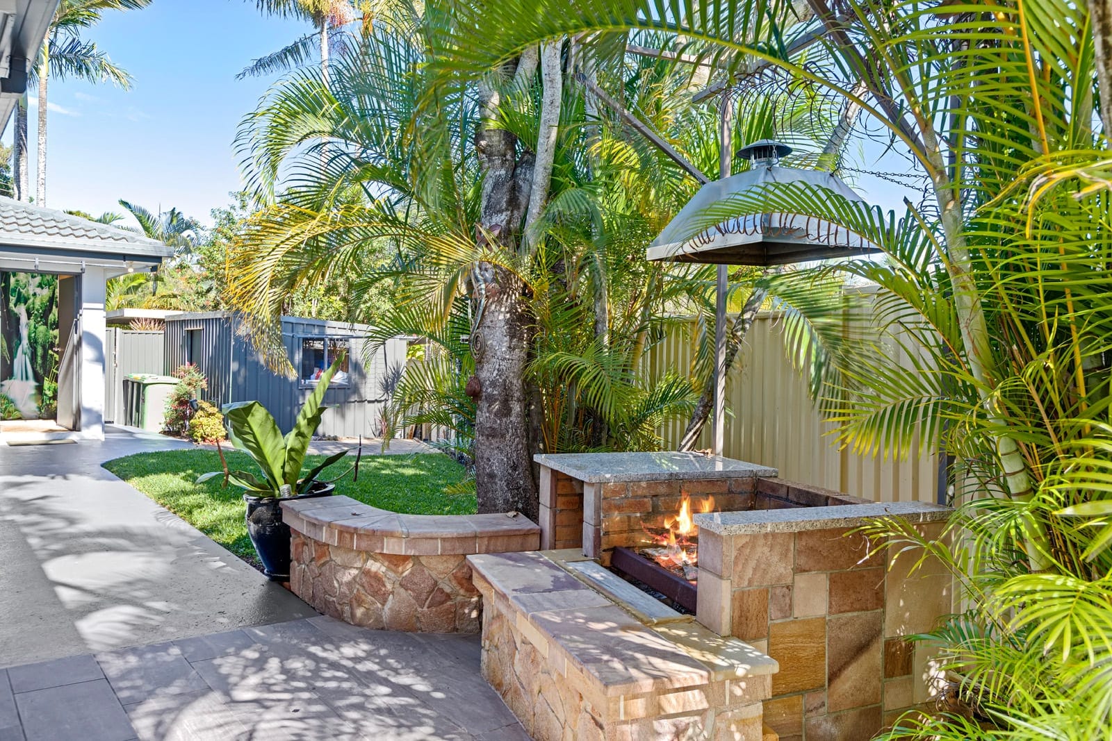 SOLD BY JAMIE VIBERT & NAJ ELSAYED