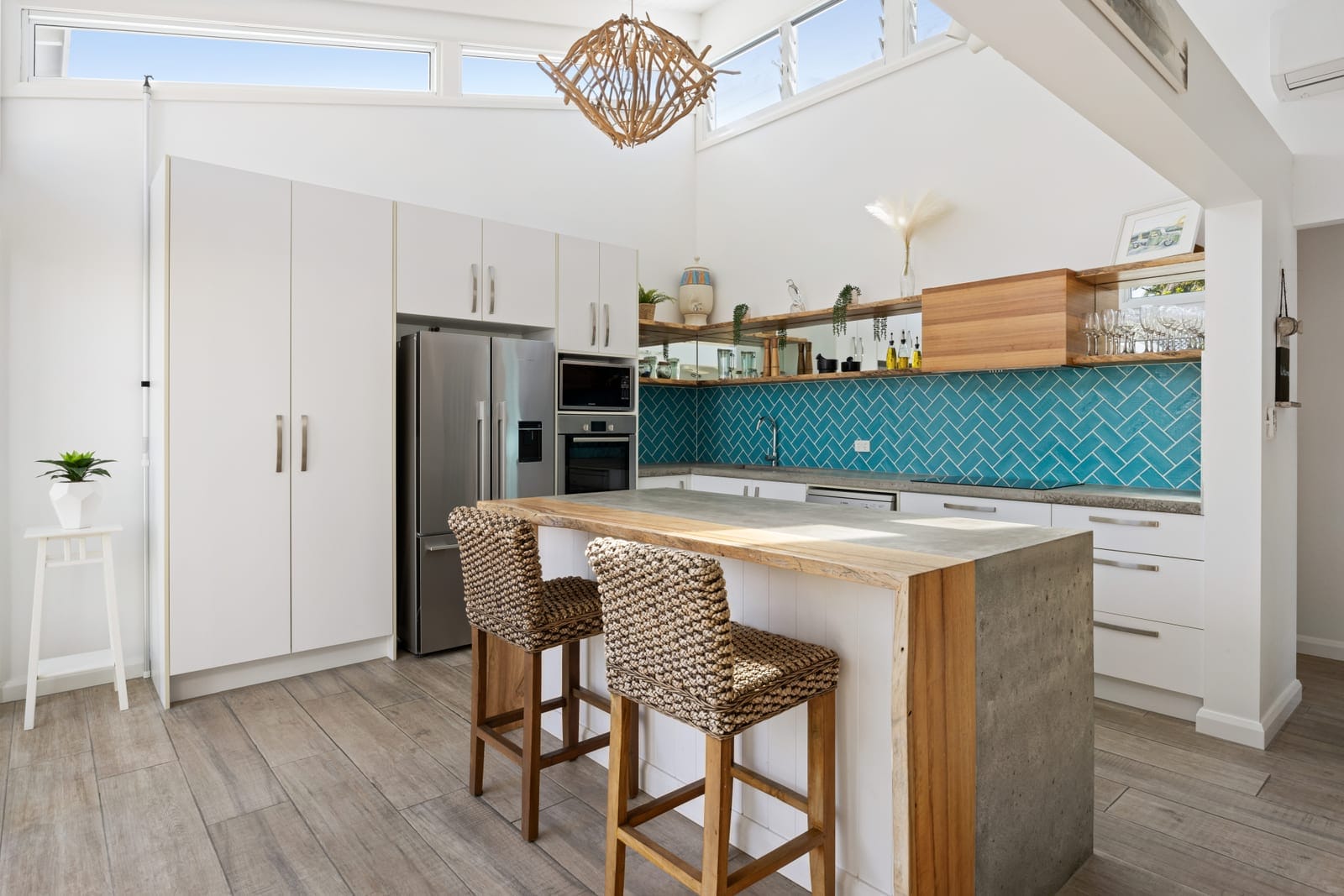 Beachside Charmer: Dual Living Four Bedroom Home with Office!