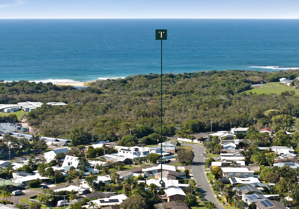 Beachside Charmer: Dual Living Four Bedroom Home with Office!