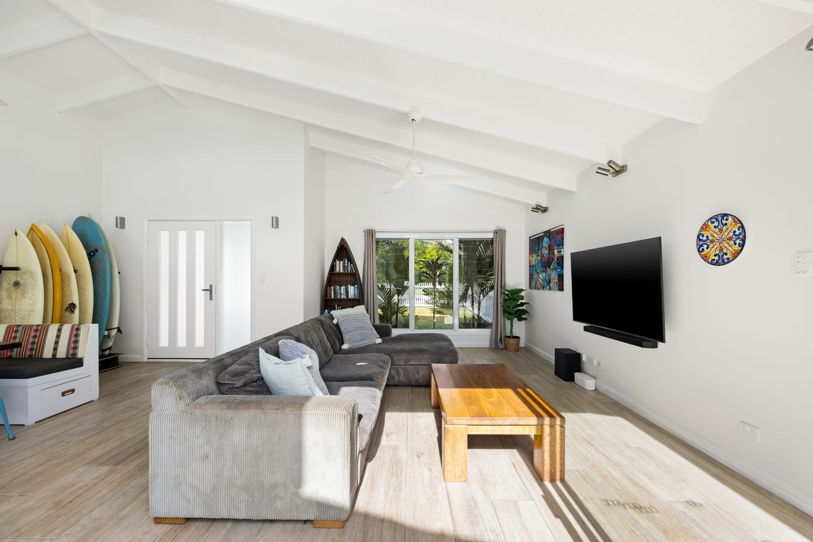Beachside Charmer: Dual Living Four Bedroom Home with Office!