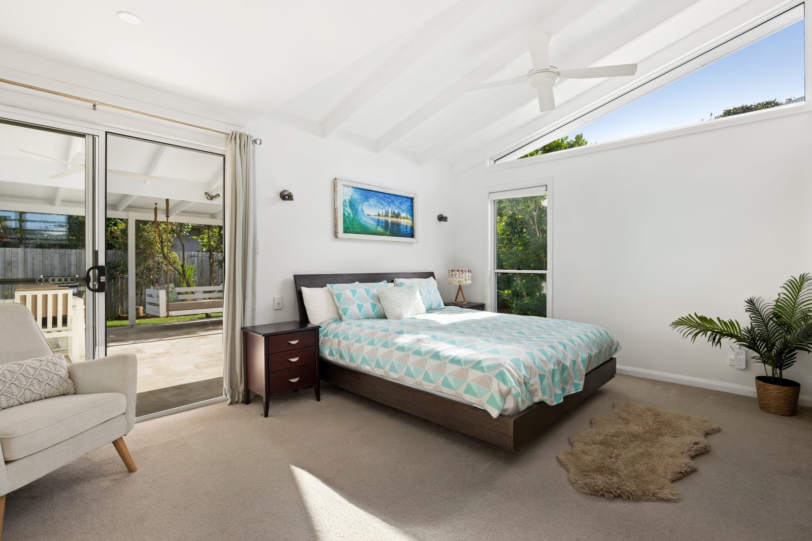 Beachside Charmer: Dual Living Four Bedroom Home with Office!