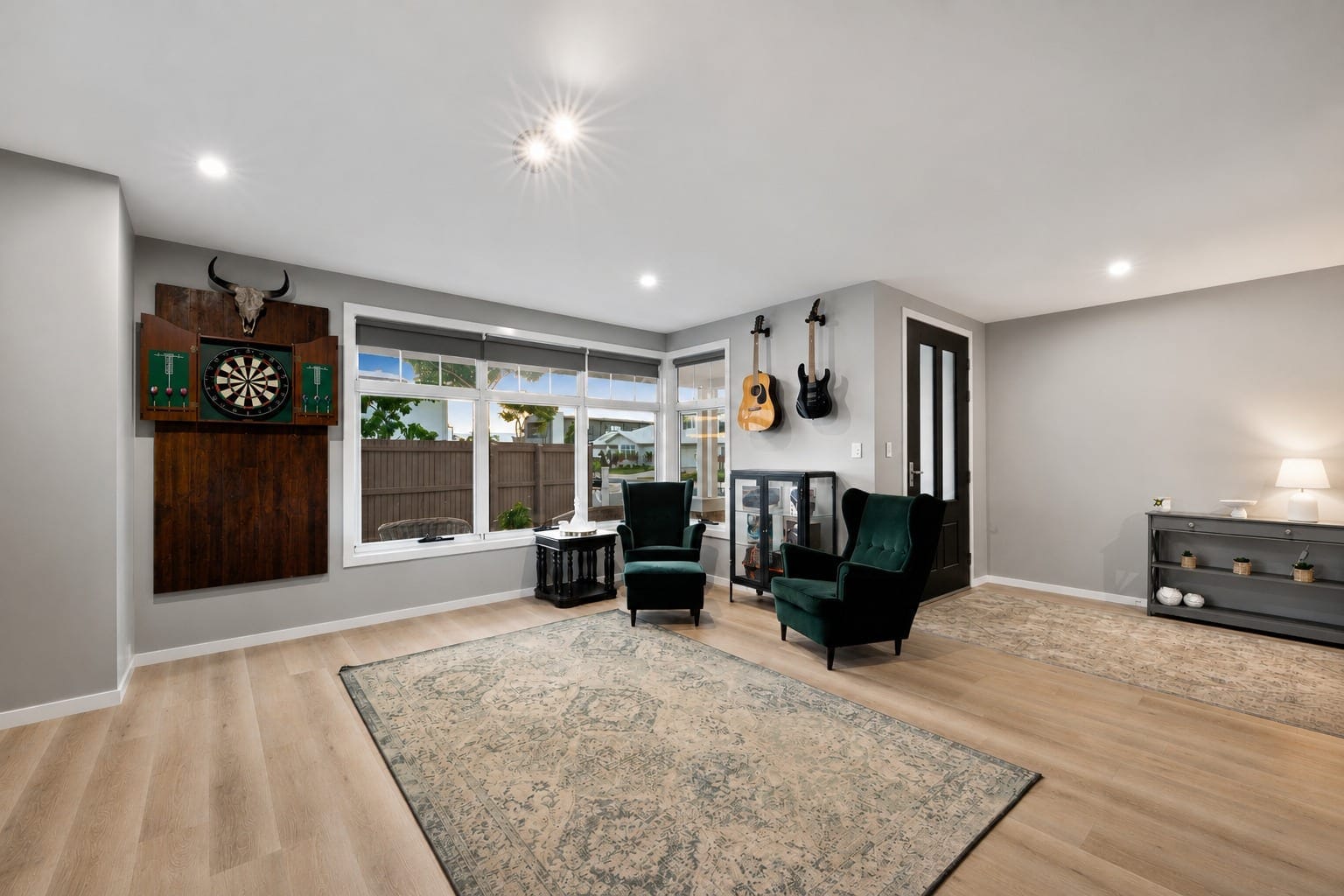 Exceptional Family Living in The Avenues