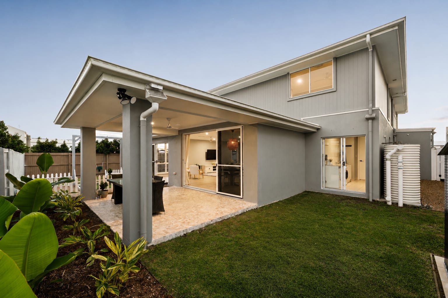 Exceptional Family Living in The Avenues