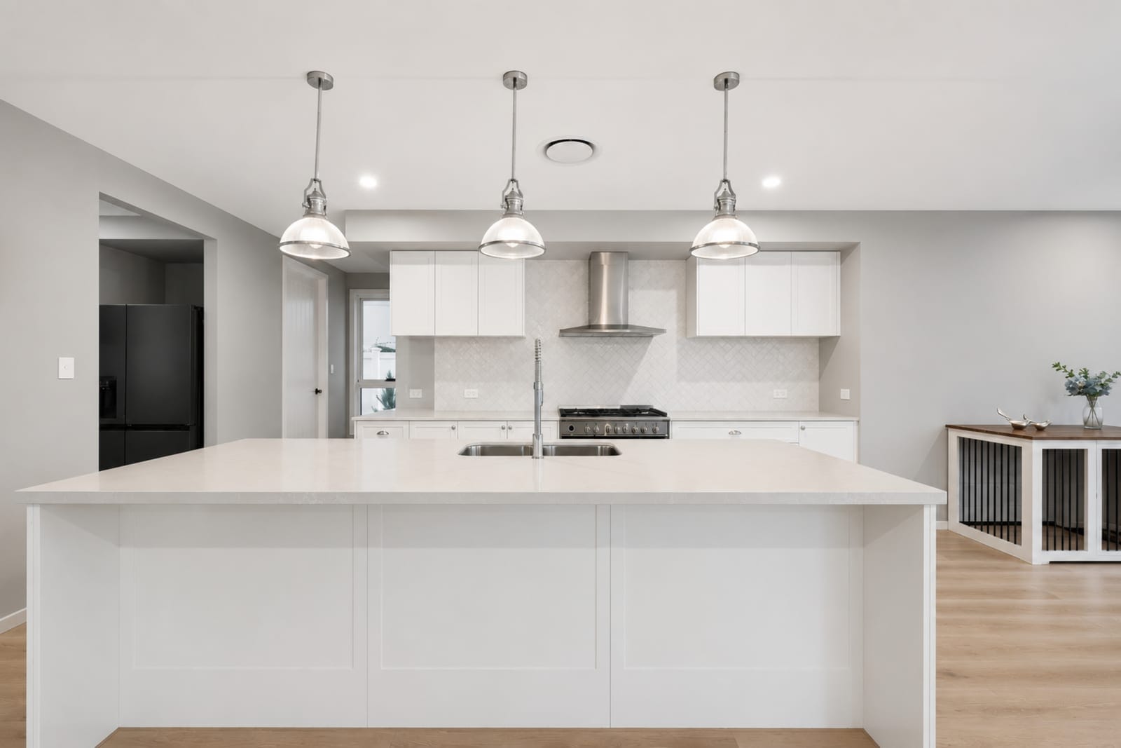 Exceptional Family Living in The Avenues