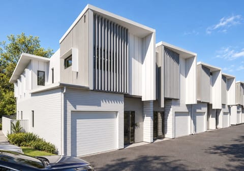 Your Chance to Buy Brand-New in Buderim