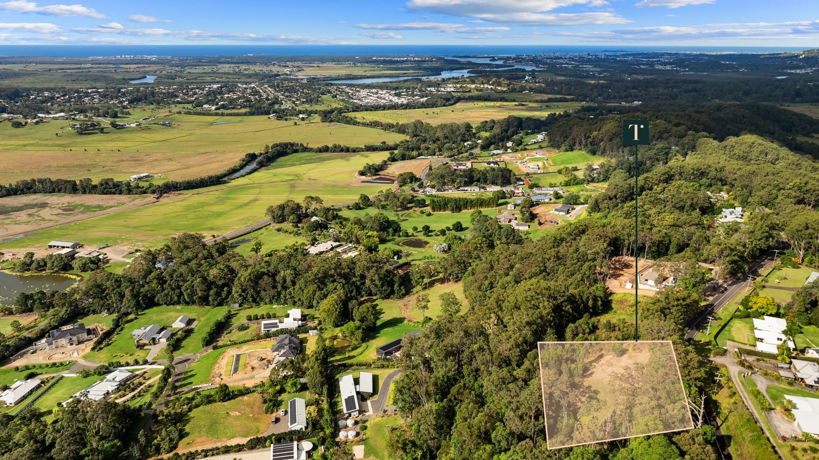 Elevated Rural Living with Coastline Views and Everyday Convenience