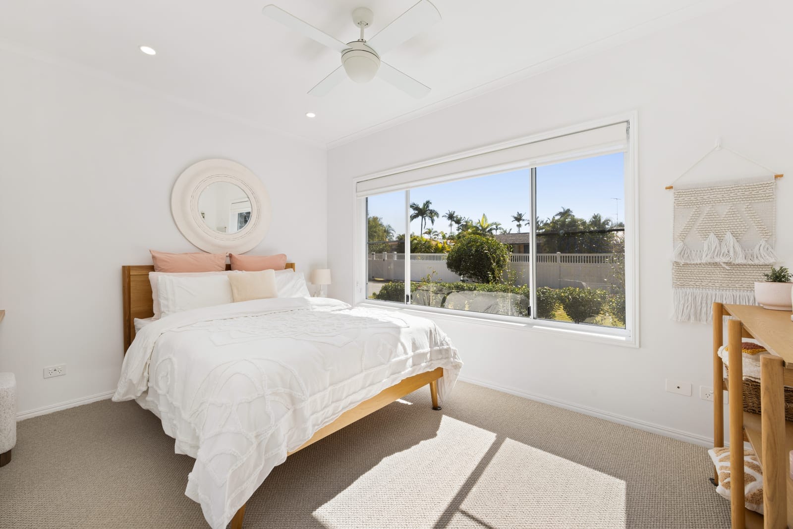 Renovated Resort-Style Family Living on 1,423m²