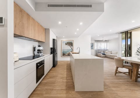 Modern Boutique Luxury in Blue Chip Cotton Tree