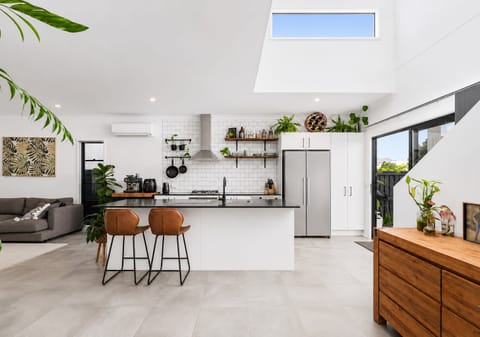 Genuine Opportunity, Seller Ready to Move!!