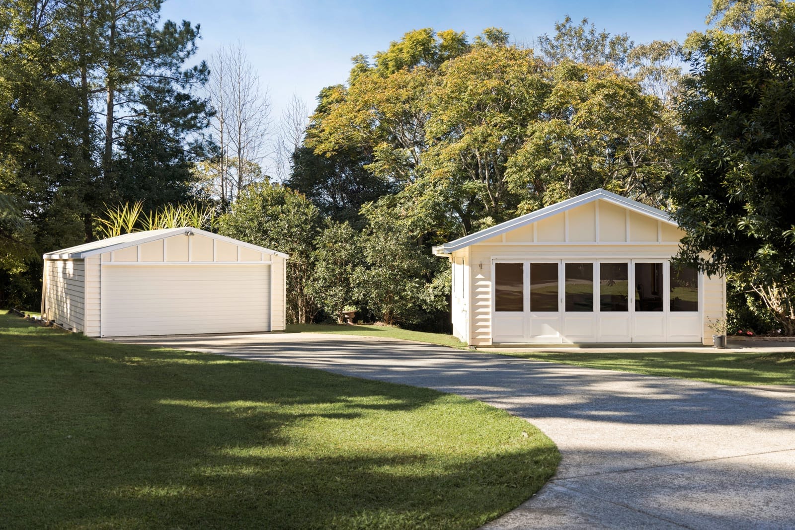 Montville Magic: Timeless Elegance & Grace, Parklike Grounds