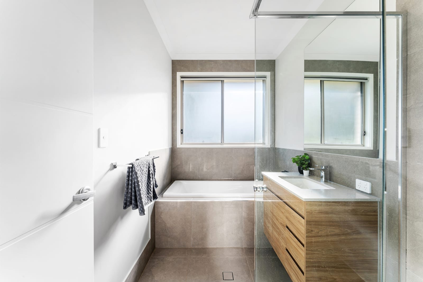 499 Bells Creek Road. More Space. More Privacy. More Lifestyle.