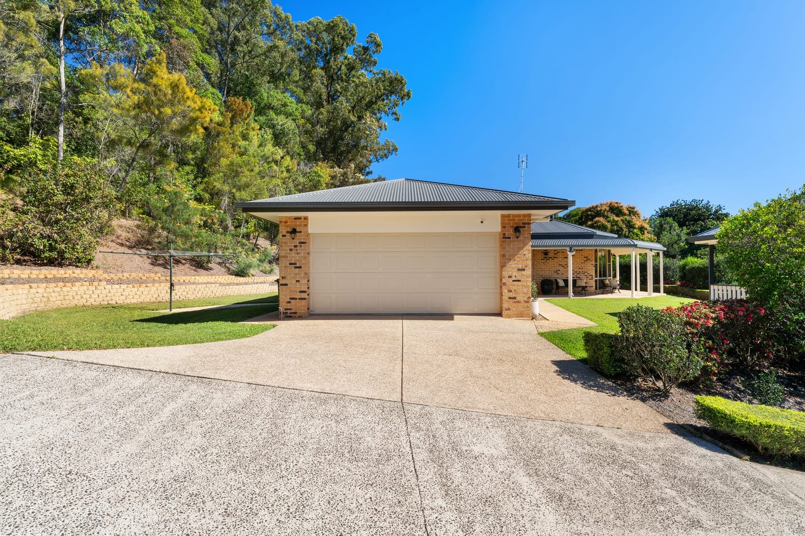 SOLD BY JAMIE VIBERT & NAJ ELSAYED