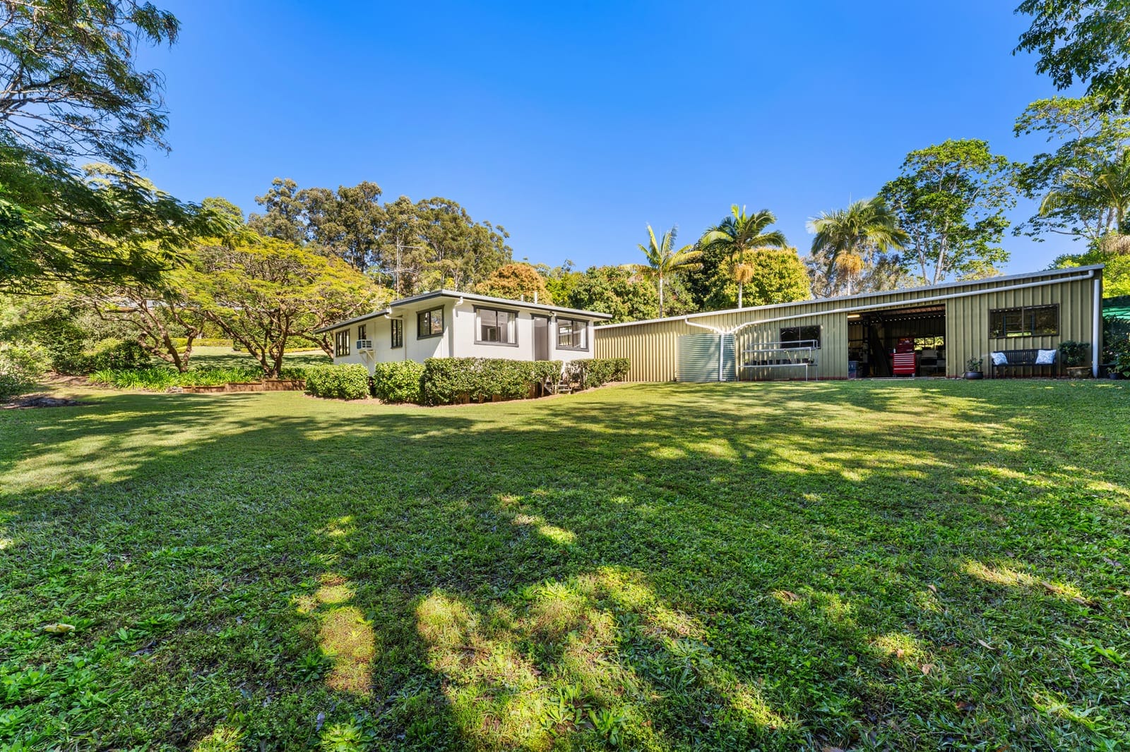 SOLD BY JAMIE VIBERT & NAJ ELSAYED