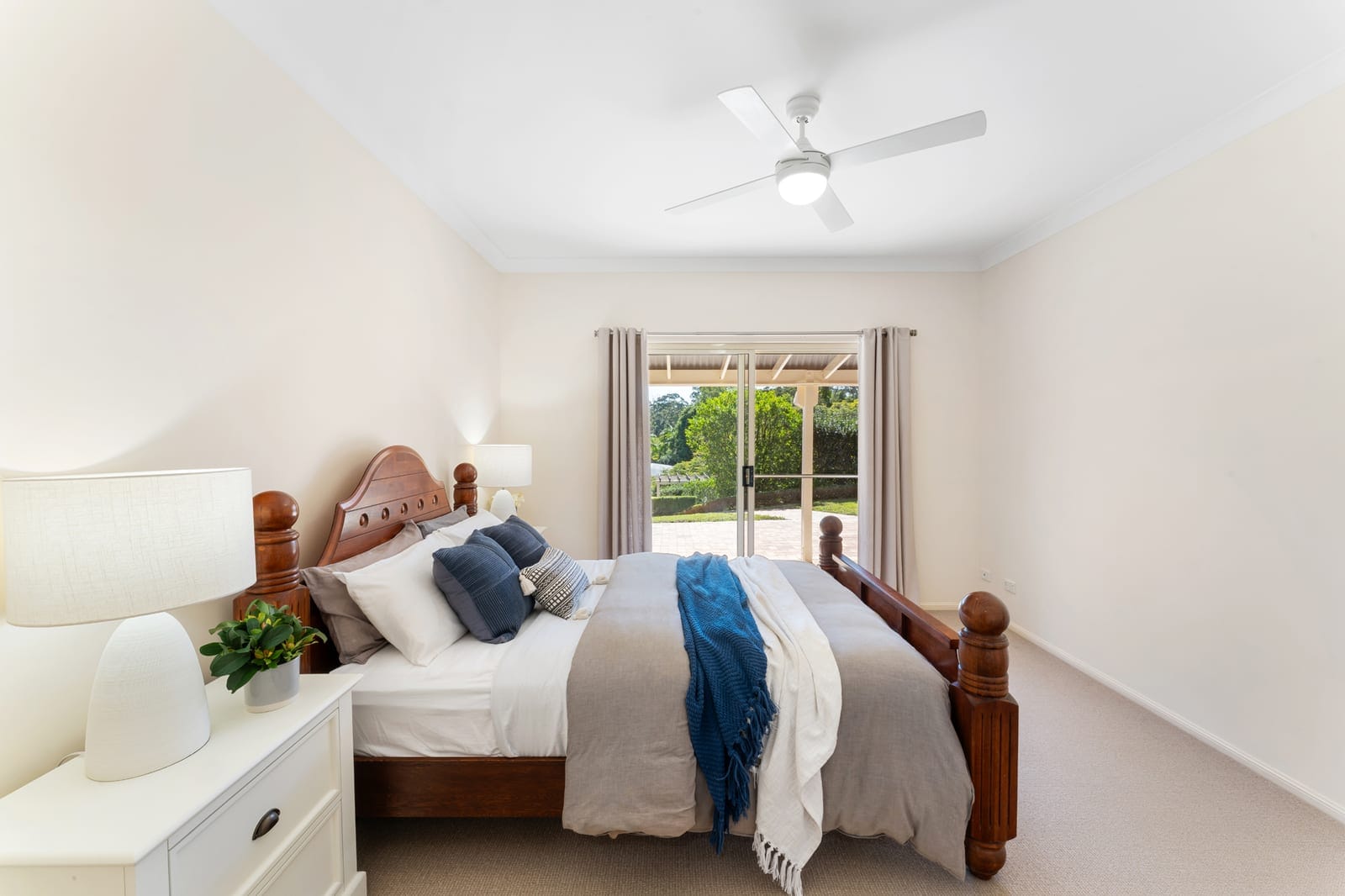 SOLD BY JAMIE VIBERT & NAJ ELSAYED