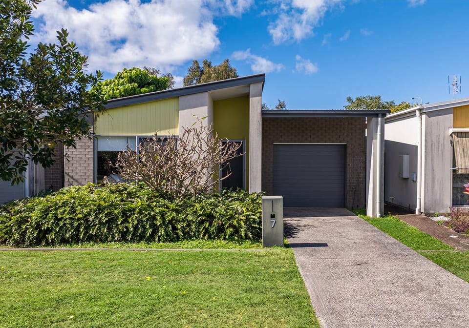 Peaceful Living with Nature at Your Back Door