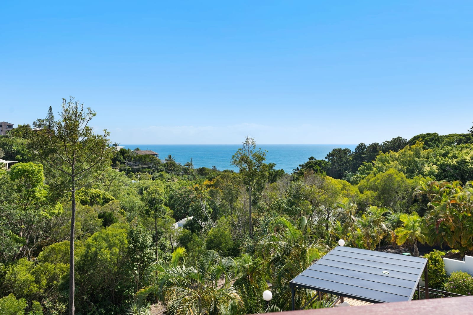 Elevated Retreat Moments from Coolum's Second Bay!