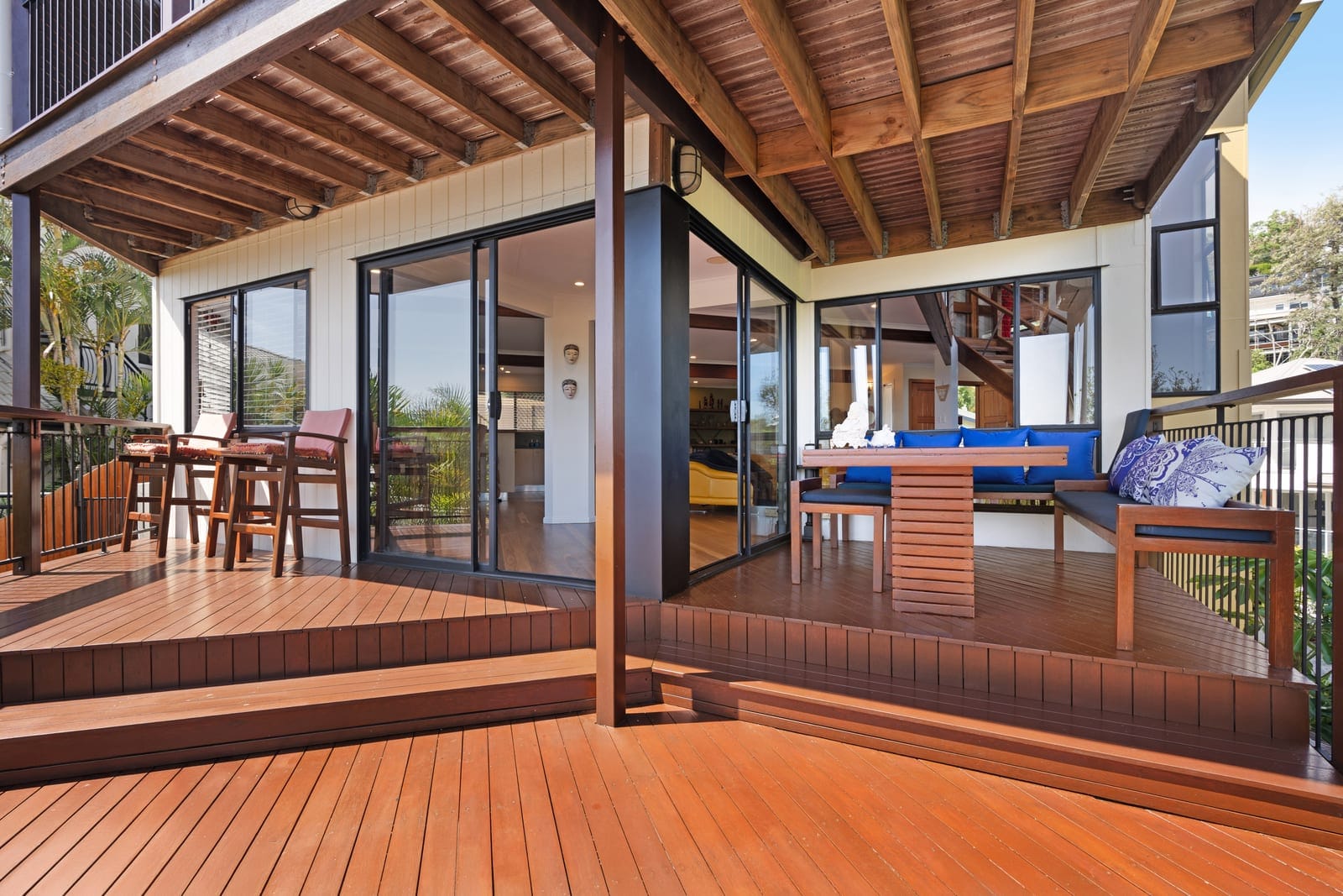 Elevated Retreat Moments from Coolum's Second Bay!