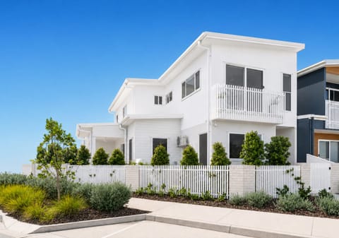 2 TARCUTTA LANE, NIRIMBA