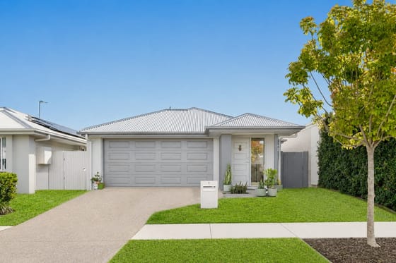 SOLD by Team Cassie Kennedy!