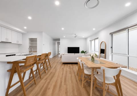 Contemporary Coastal Living at Its Finest