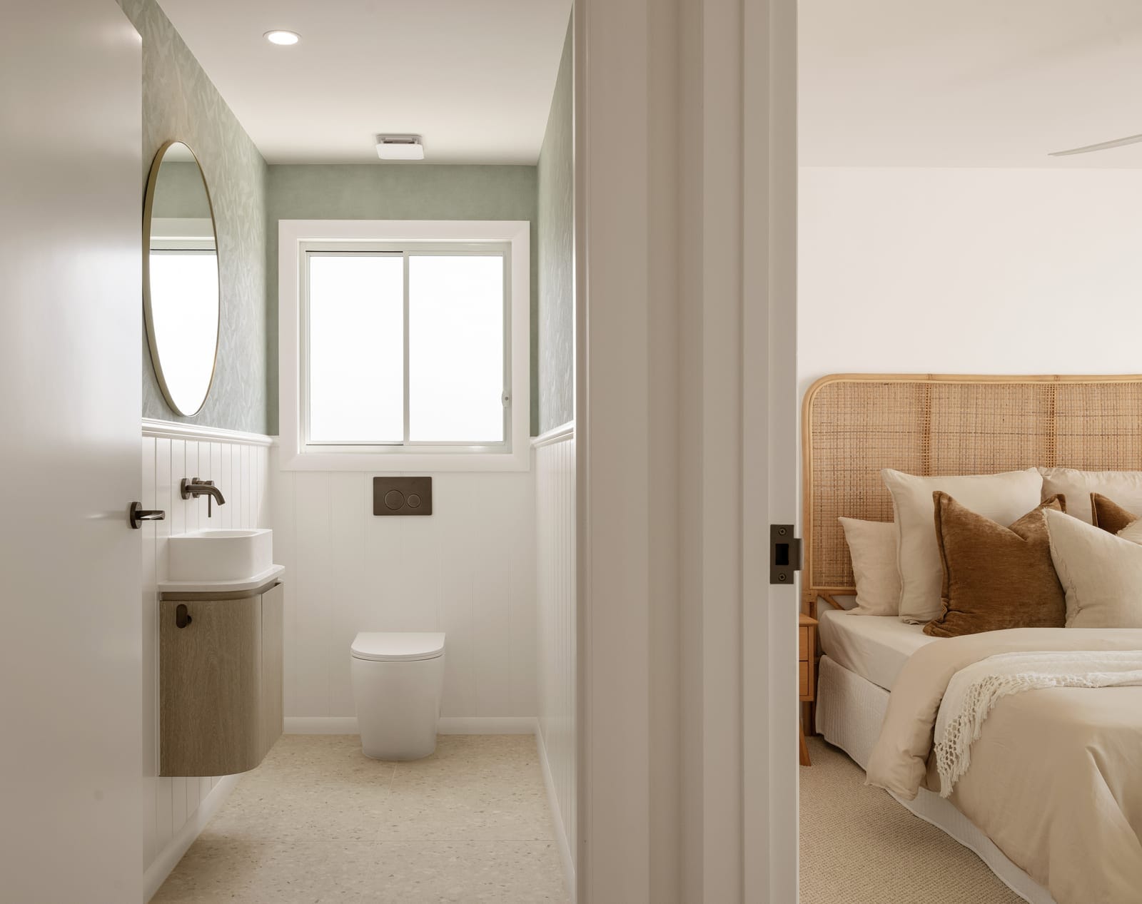 Elevated Coastal Luxe: Lifestyle & Location at its Most Golden
