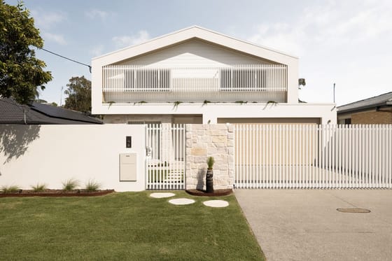 Elevated Coastal Luxe: Lifestyle & Location at its Most Golden