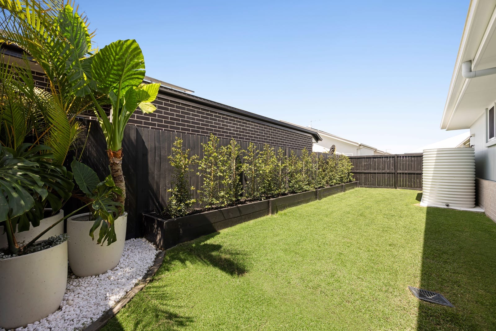 Effortless Contemporary Living in Comfort & Style…