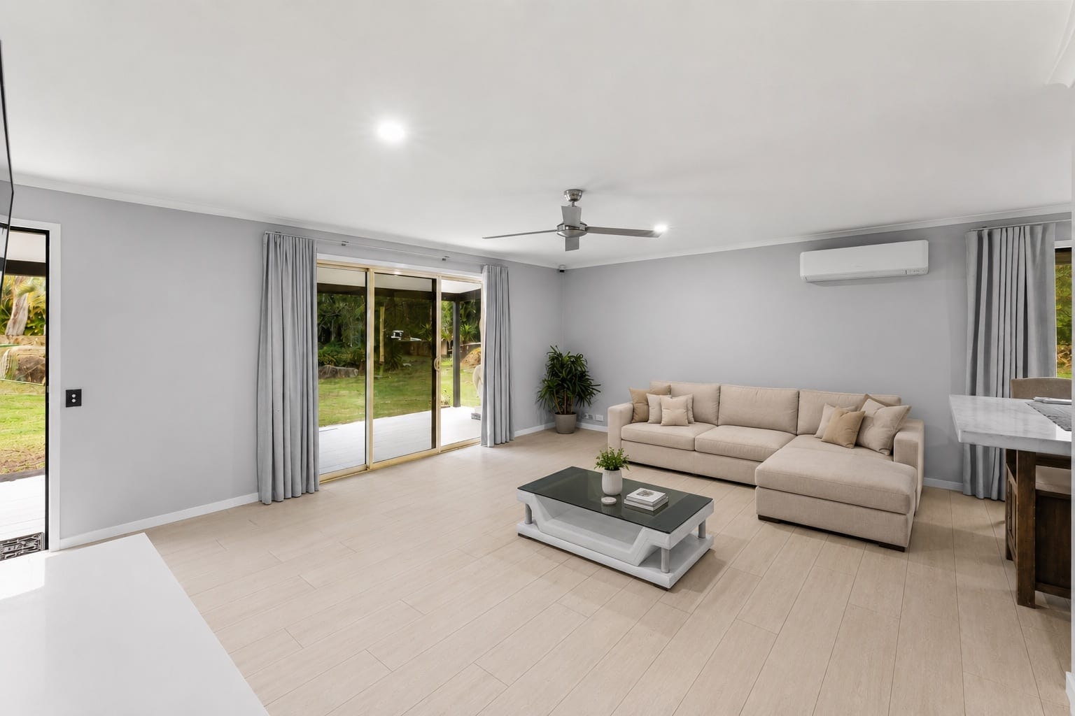 Private Acreage with Granny Flat – Live Now, Build Your Dream Home