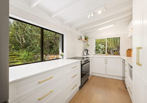 2.5 Acres of Freedom, Just Minutes from the Coast