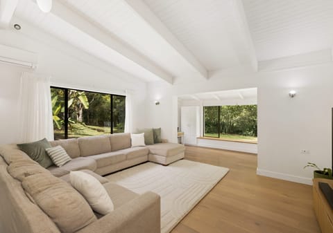 2.5 Acres of Freedom, Just Minutes from the Coast