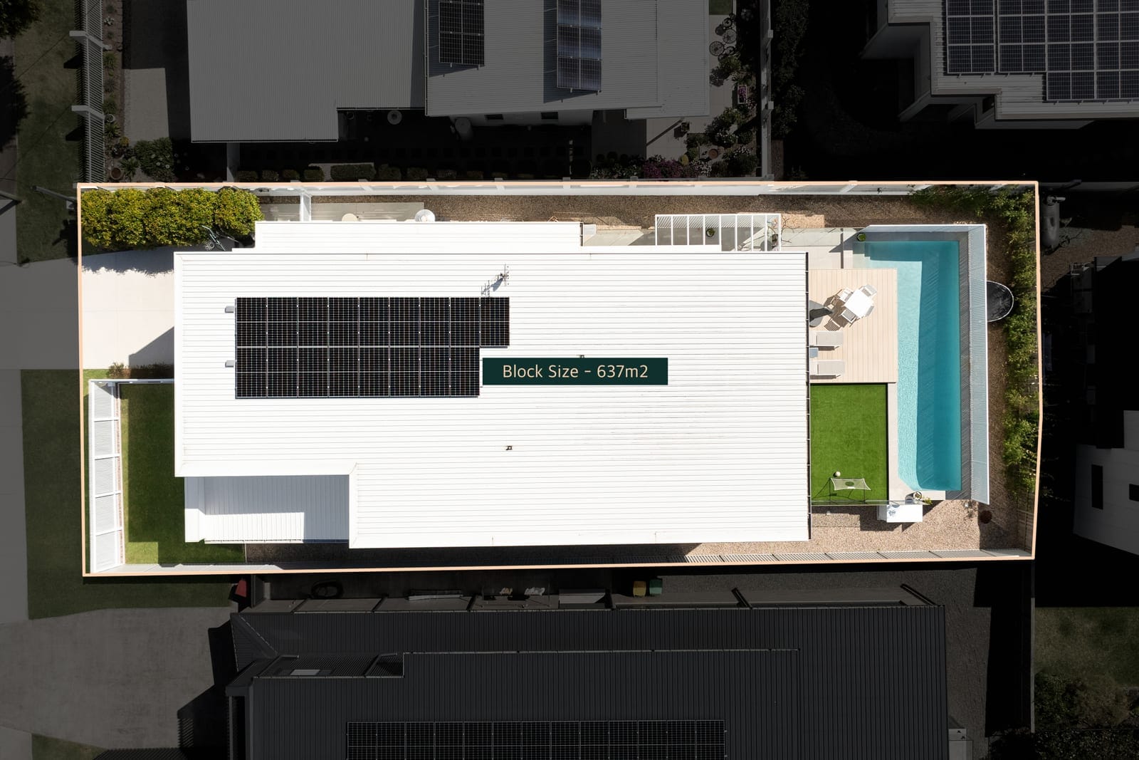 High-End, Luxury-Laden Designer Living in TOP Location