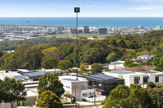 High-End, Luxury-Laden Designer Living in TOP Location