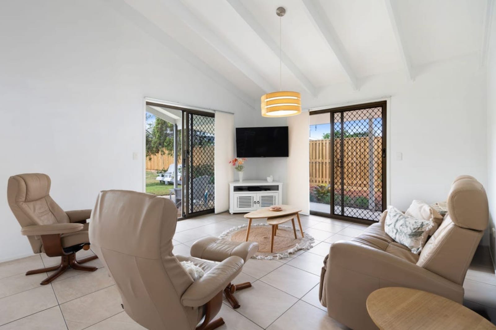 964m² Opportunity with Endless Potential – Renovate, Extend, Develop or Rebuild in Prime Currimundi