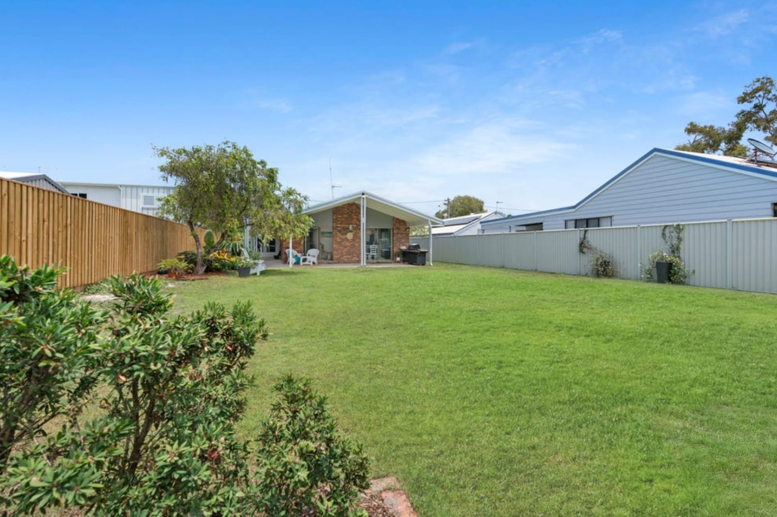 964m² Opportunity with Endless Potential – Renovate, Extend, Develop or Rebuild in Prime Currimundi