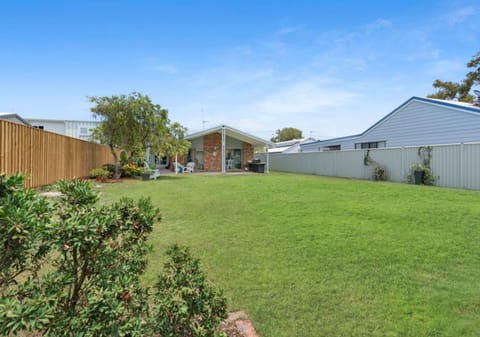 964m² Opportunity with Endless Potential – Renovate, Extend, Develop or Rebuild in Prime Currimundi
