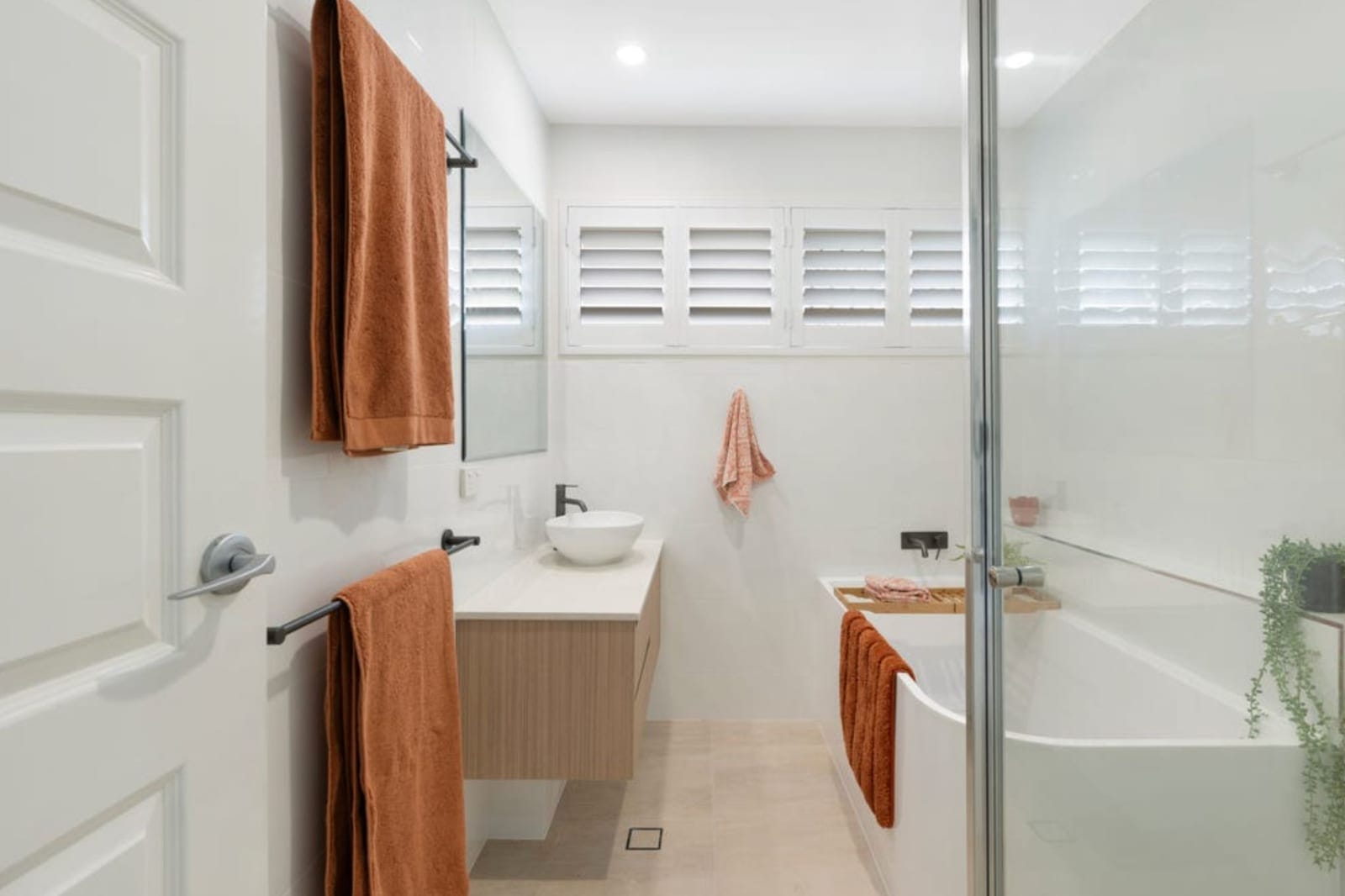 964m² Opportunity with Endless Potential – Renovate, Extend, Develop or Rebuild in Prime Currimundi