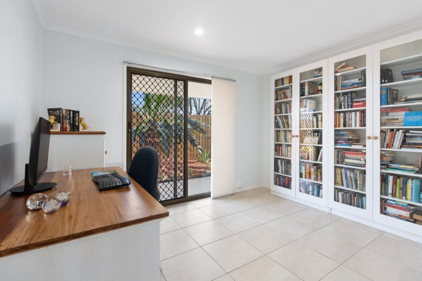 964m² Opportunity with Endless Potential – Renovate, Extend, Develop or Rebuild in Prime Currimundi