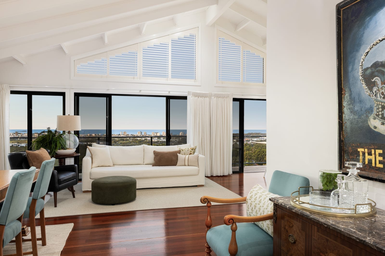 Uninterrupted 180° Panoramic Ocean-to-Hinterland Views