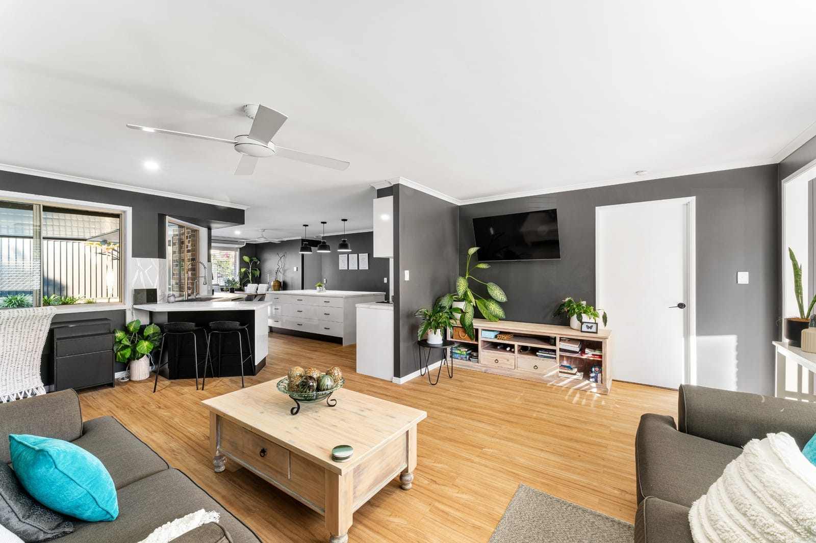 Dual Living, Dual Income & Unbeatable Family Flexibility