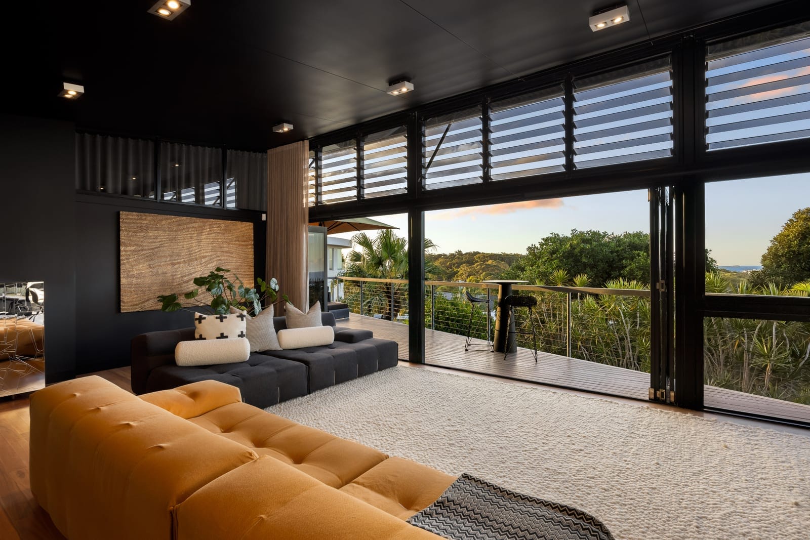 Hilltop Magnificence: Architect Designed, Ocean Views, 1234m2 Double Block!