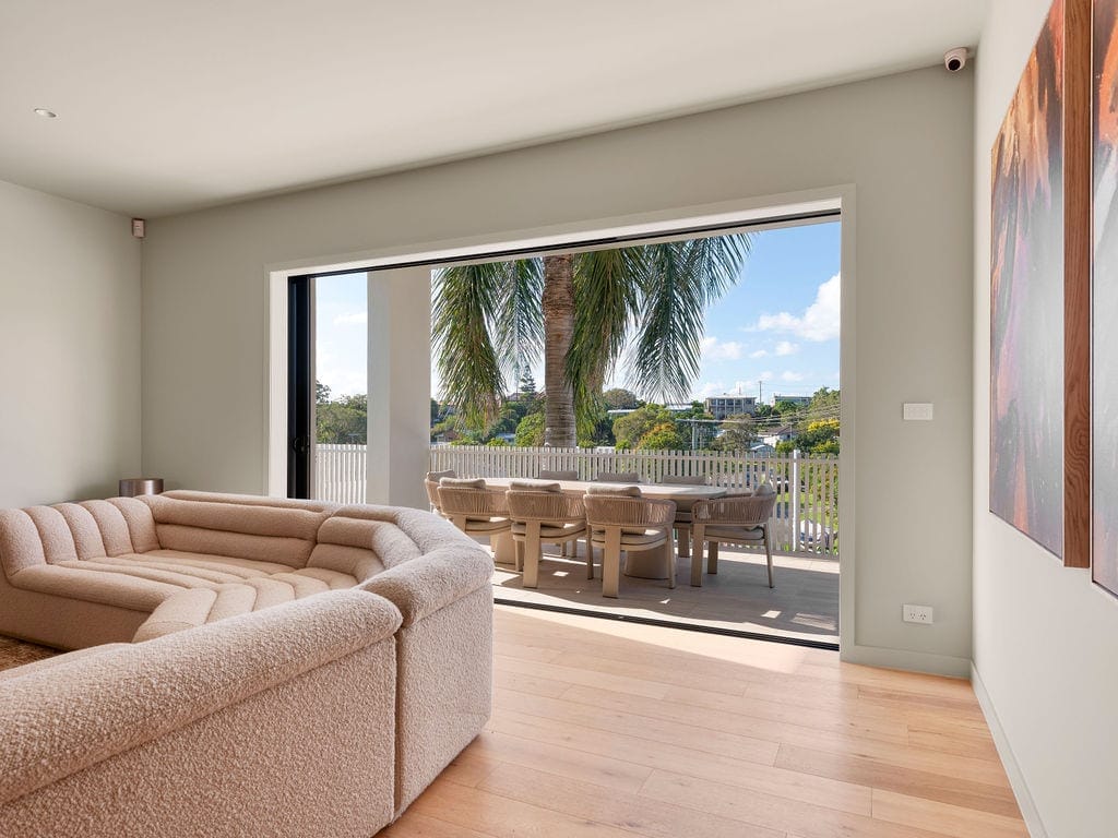 Stunning Commercial-Grade Build: Luxury Designer Living