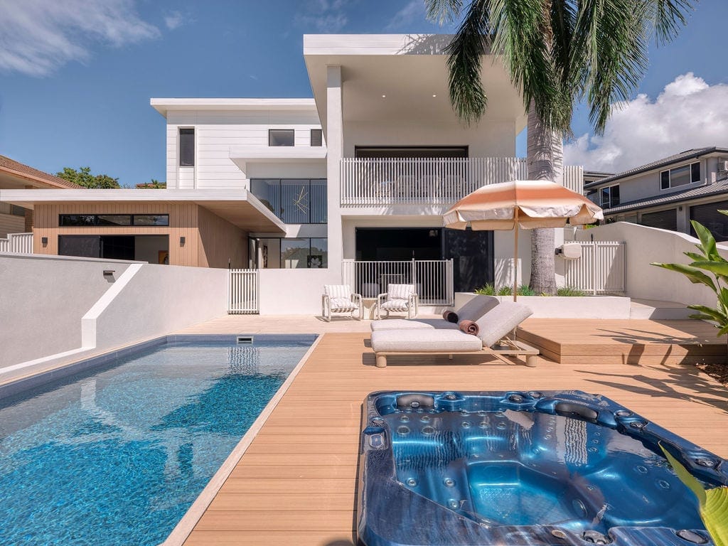 Stunning Commercial-Grade Build: Luxury Designer Living