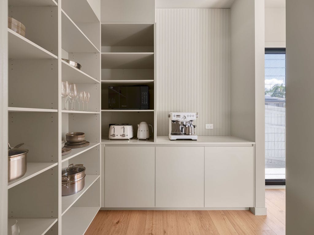 Stunning Commercial-Grade Build: Luxury Designer Living