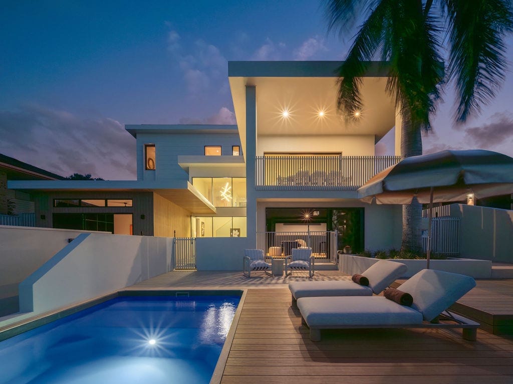 Stunning Commercial-Grade Build: Luxury Designer Living