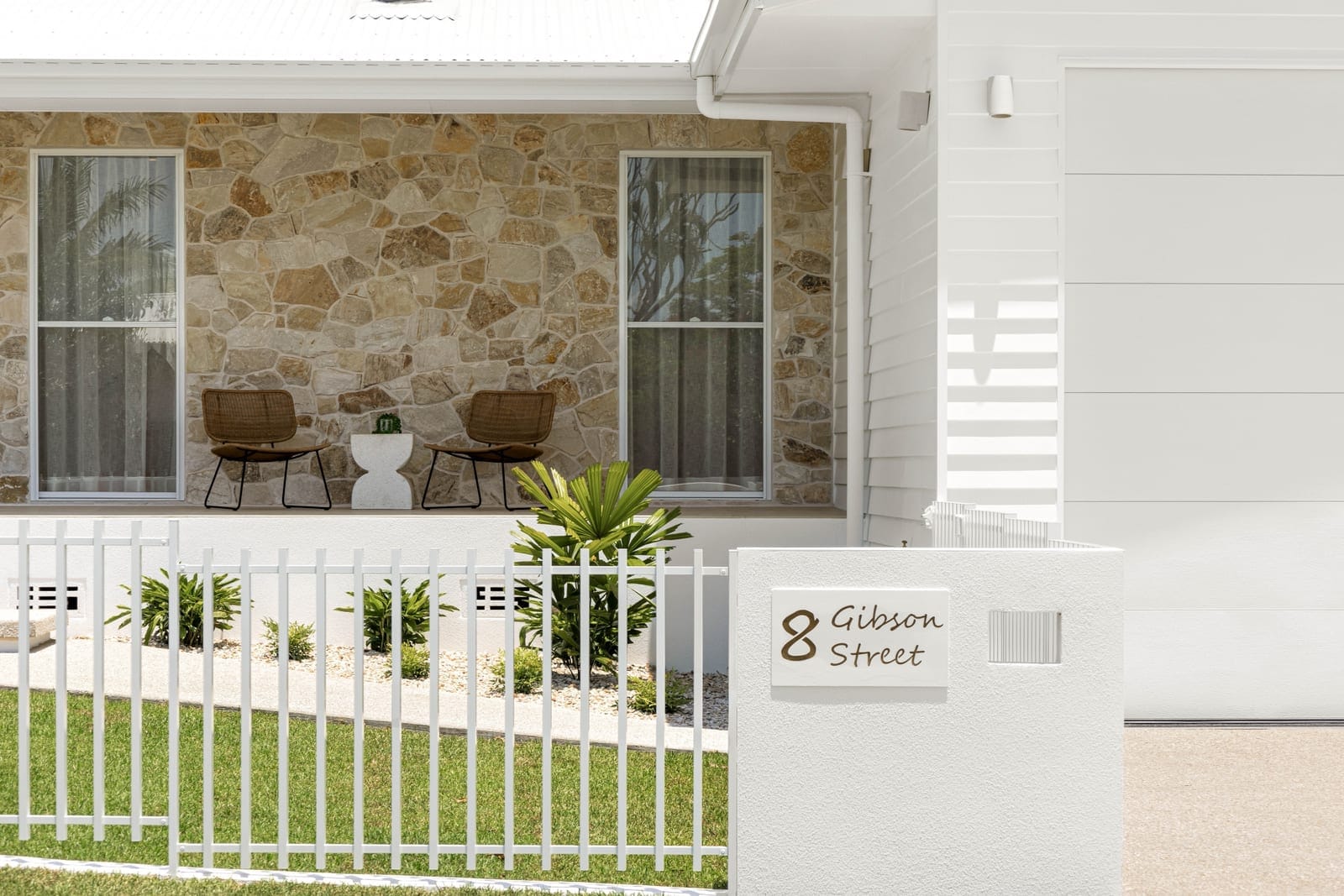 All-Season Entertainer: Modern Elegance, Single Level Living