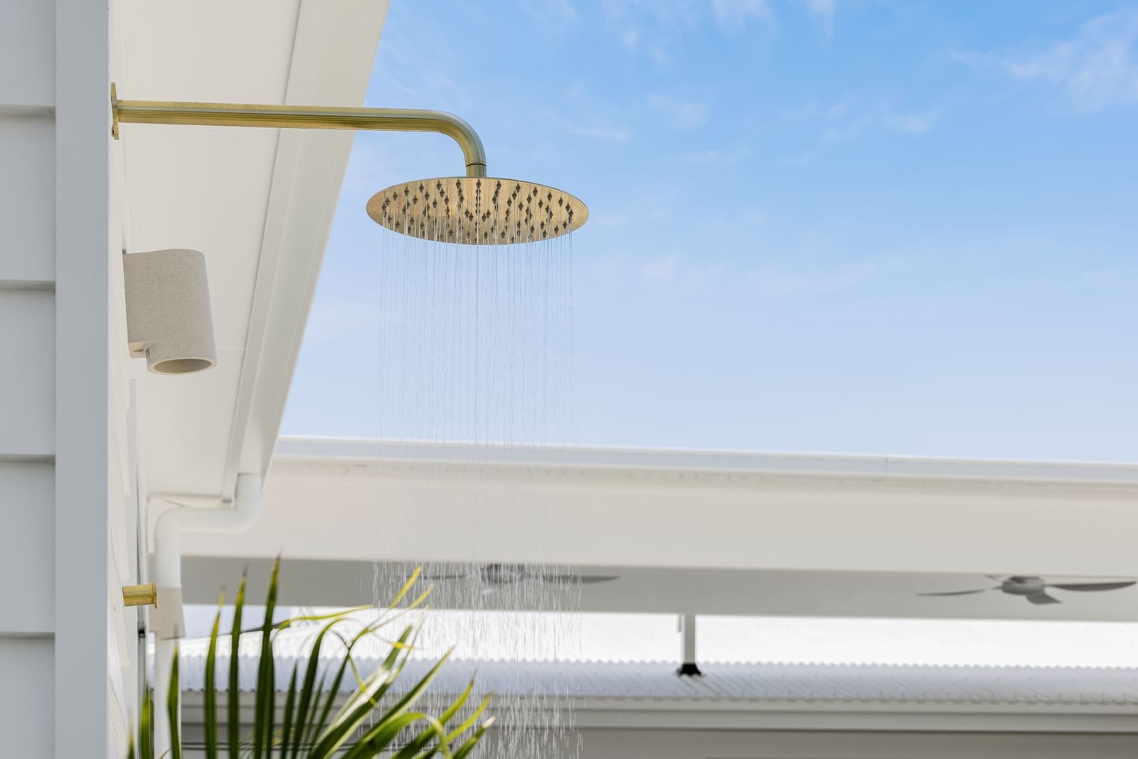 All-Season Entertainer: Modern Elegance, Single Level Living